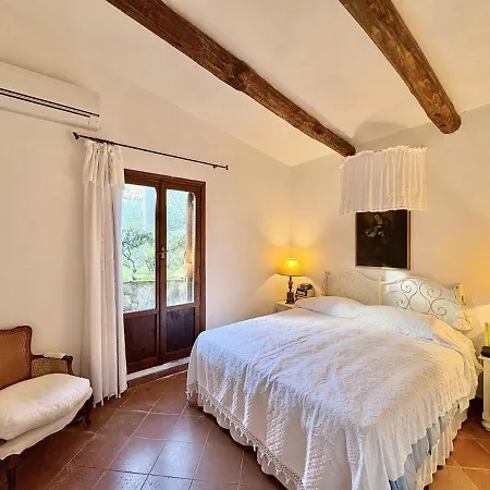 Seaview Garden House